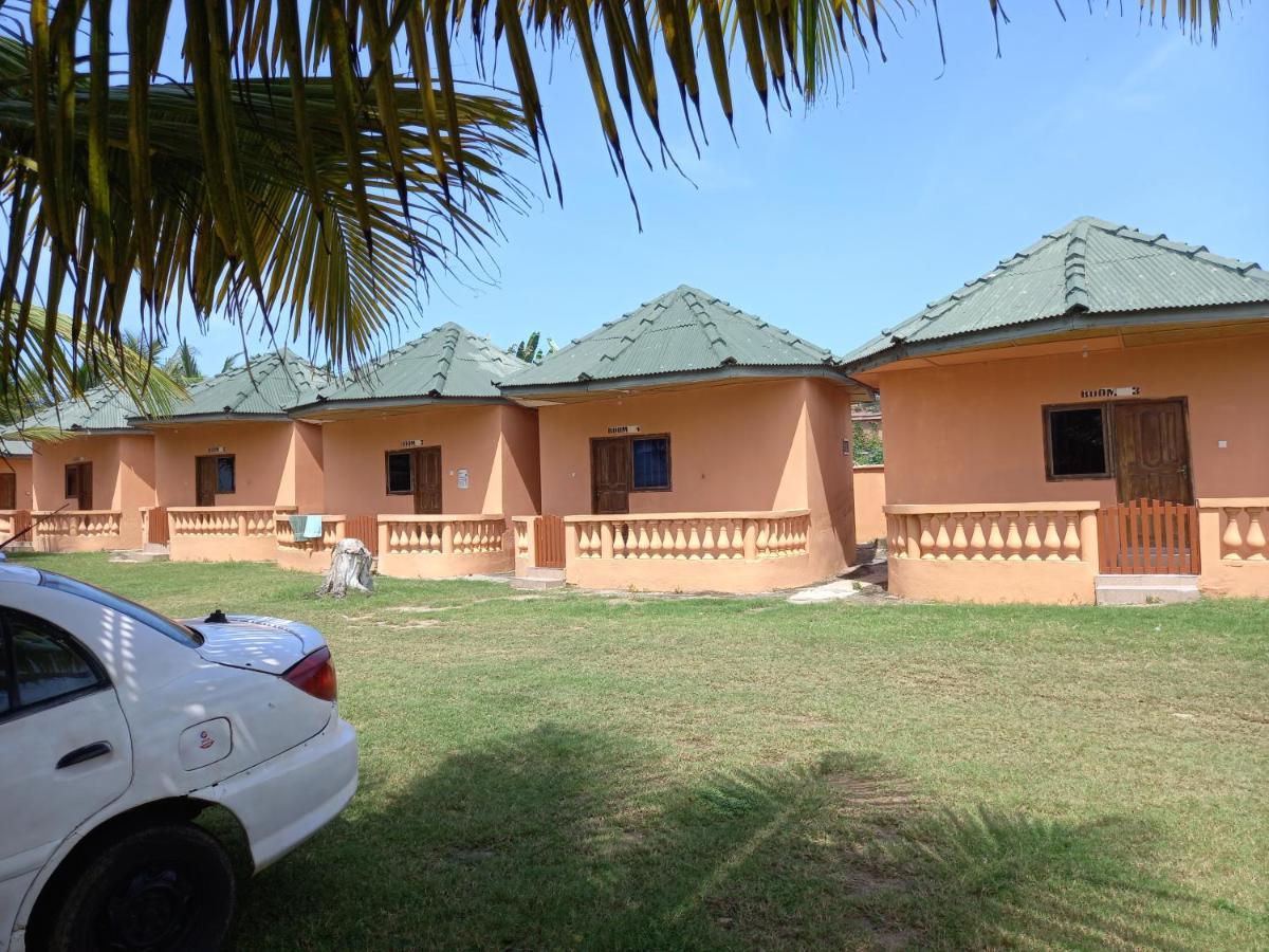 Comfort Beach Resort Biriwa Eksteriør bilde