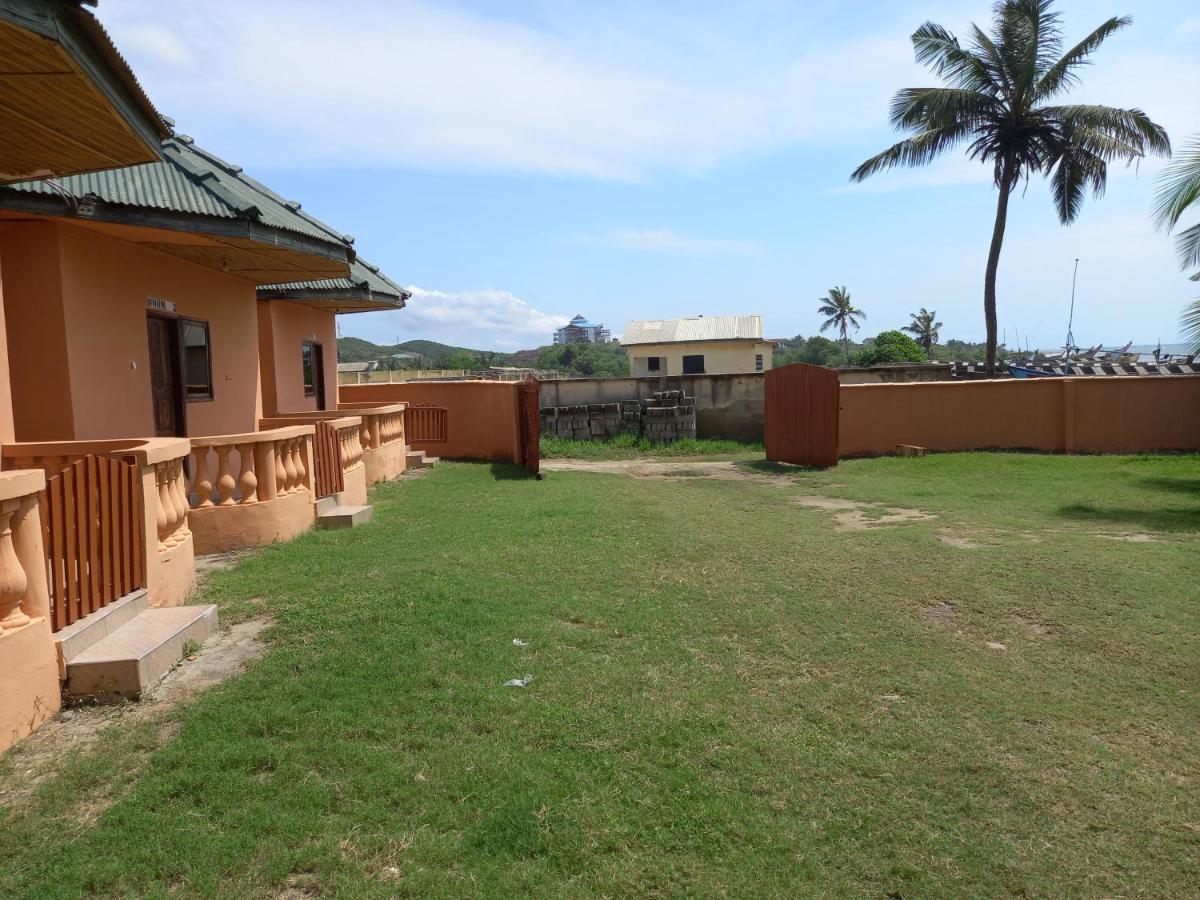 Comfort Beach Resort Biriwa Eksteriør bilde