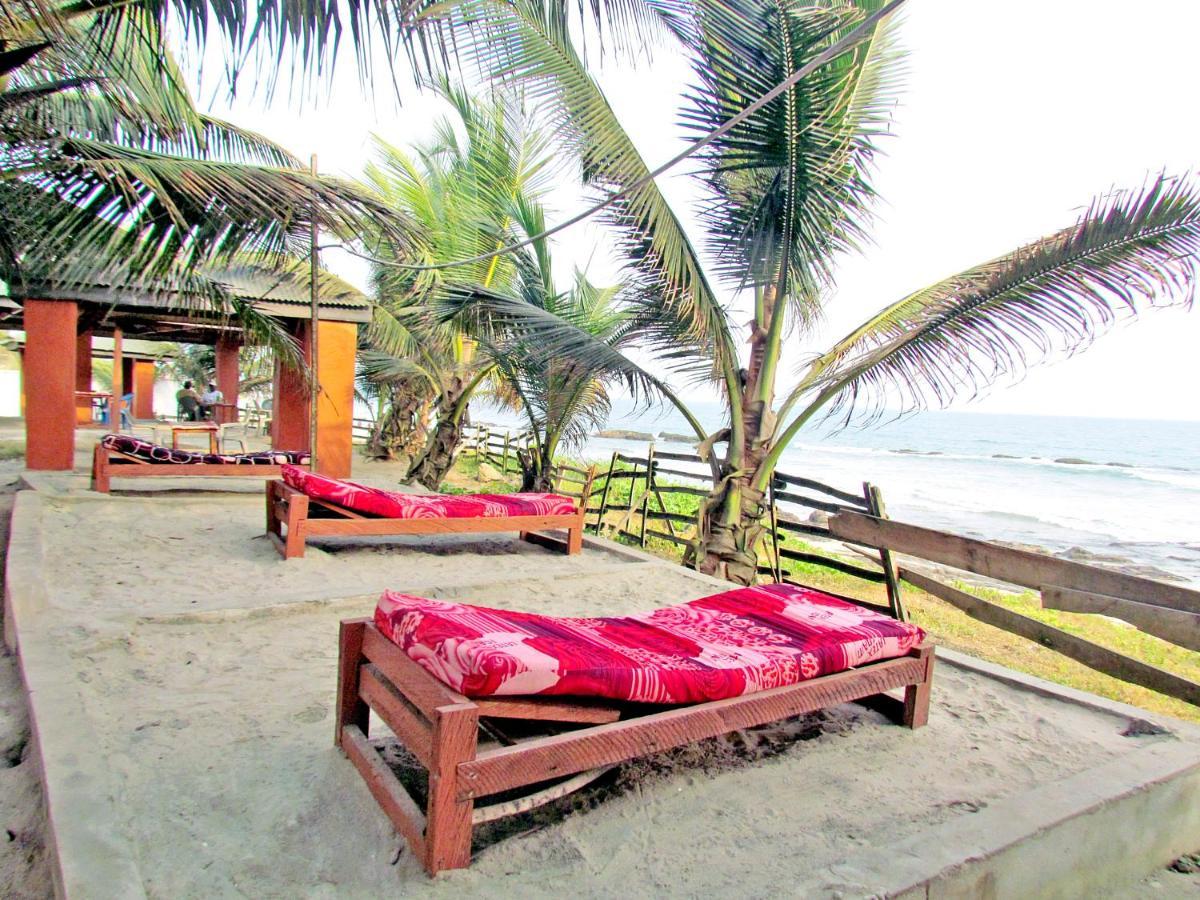 Comfort Beach Resort Biriwa Eksteriør bilde